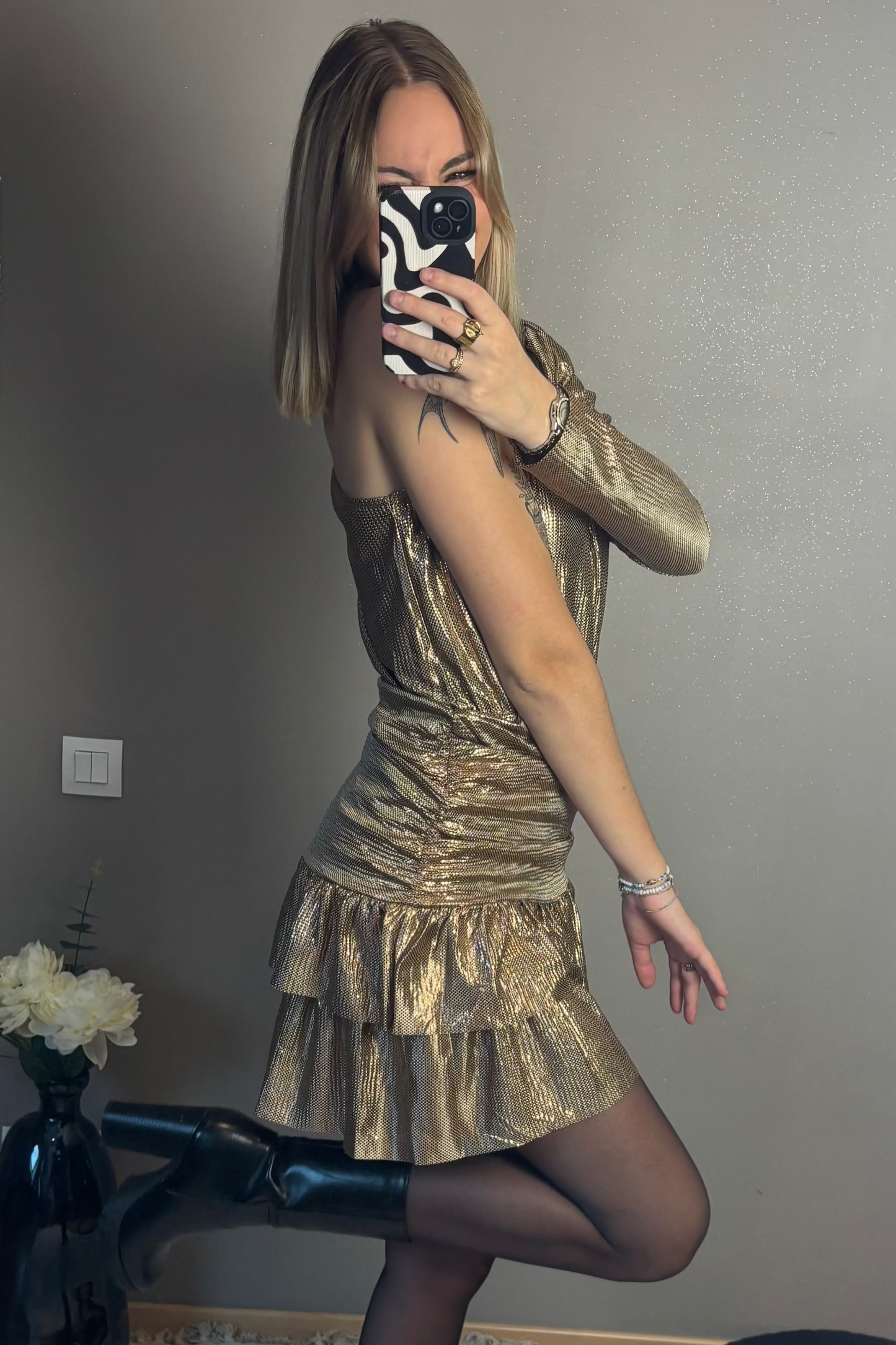 Robe Daphné épaule dénudée